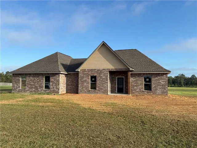 $338,500 | 7223 Deville Estates Drive, Deville, LA 71328