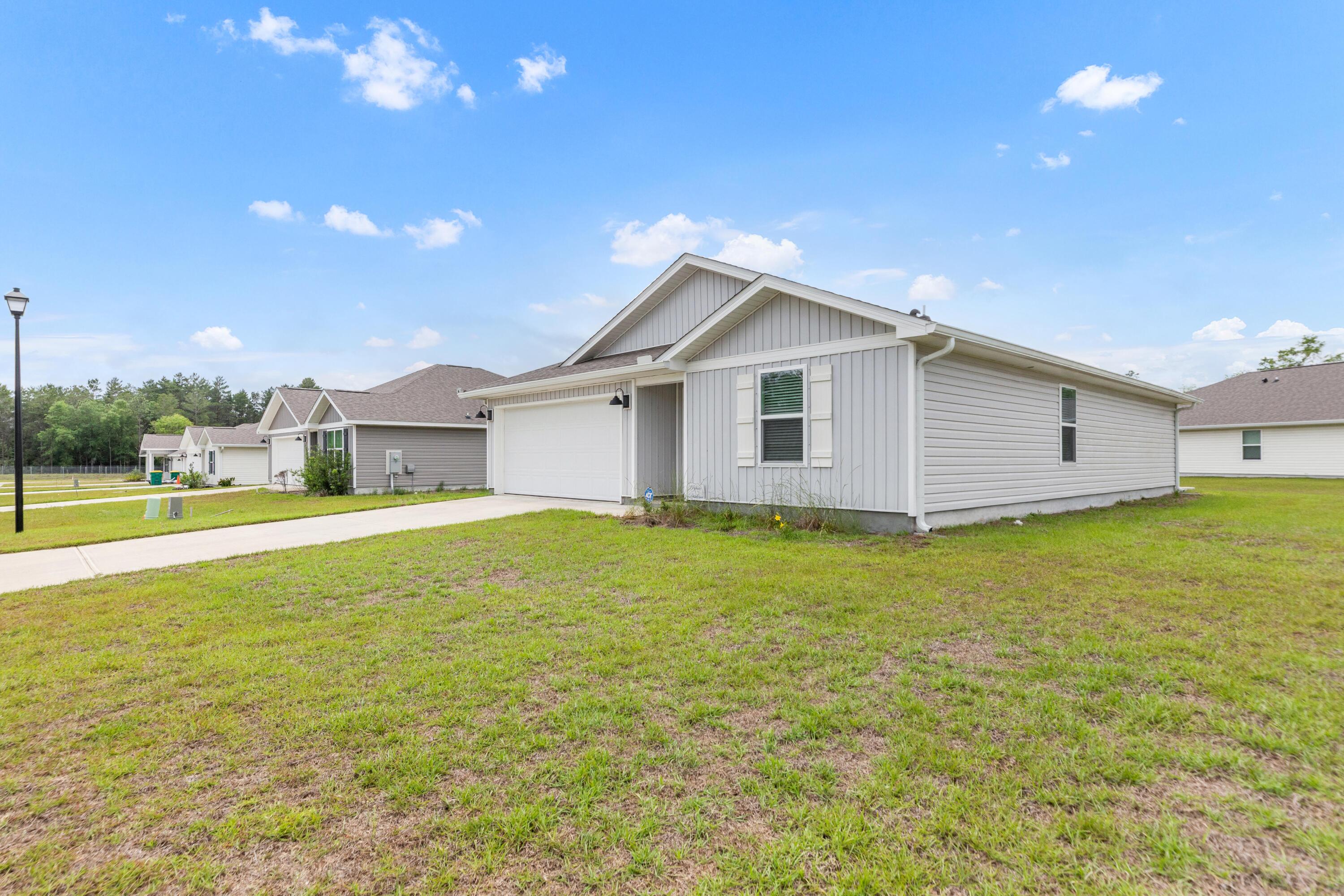 3418 Phoenix Court Crestview, FL 32539 - Photo 3 of 24 147A9046