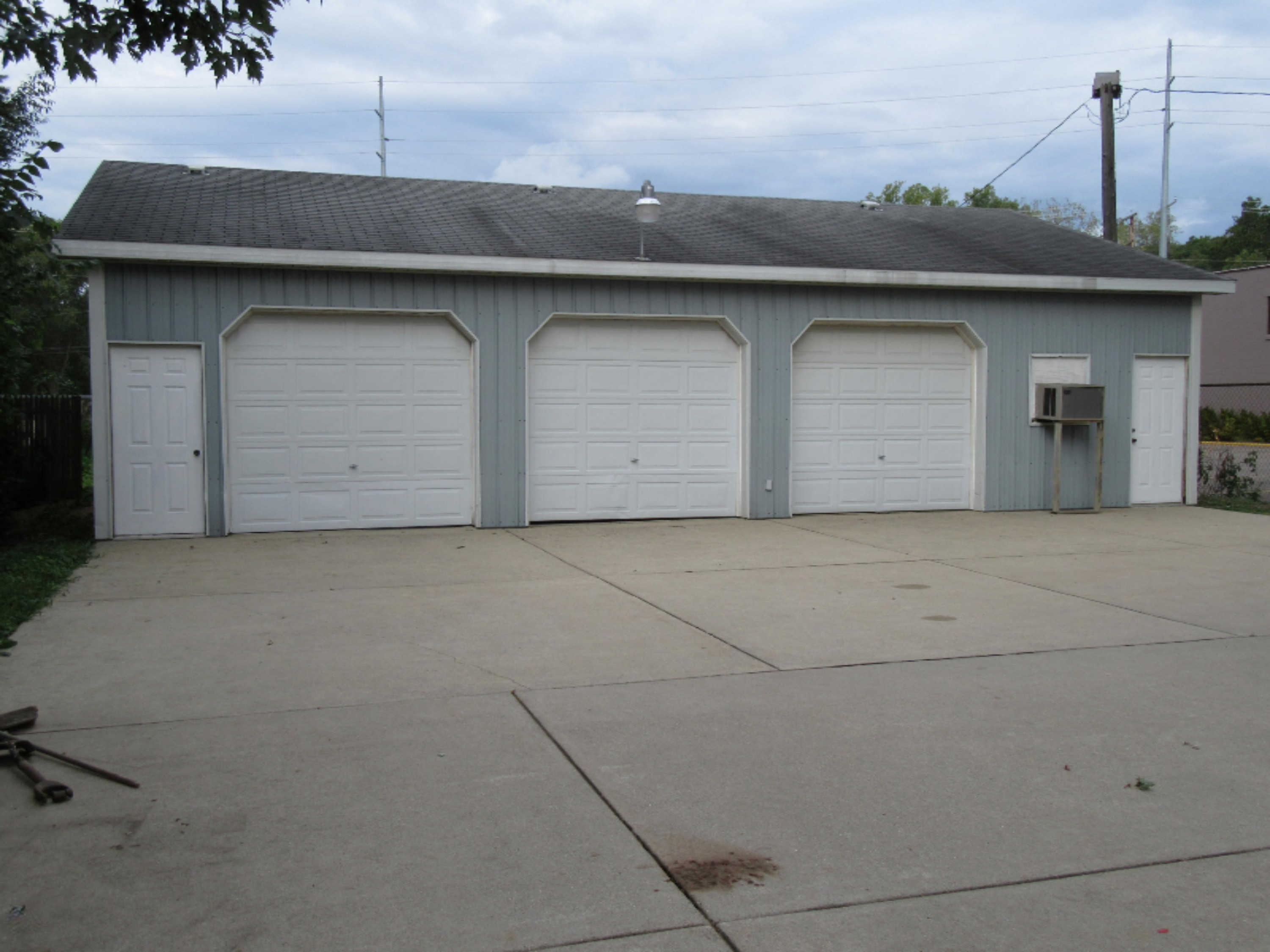 9752 Baldwin Road Bridgman, MI 49106 - Photo 4 of 17 IMG_0084