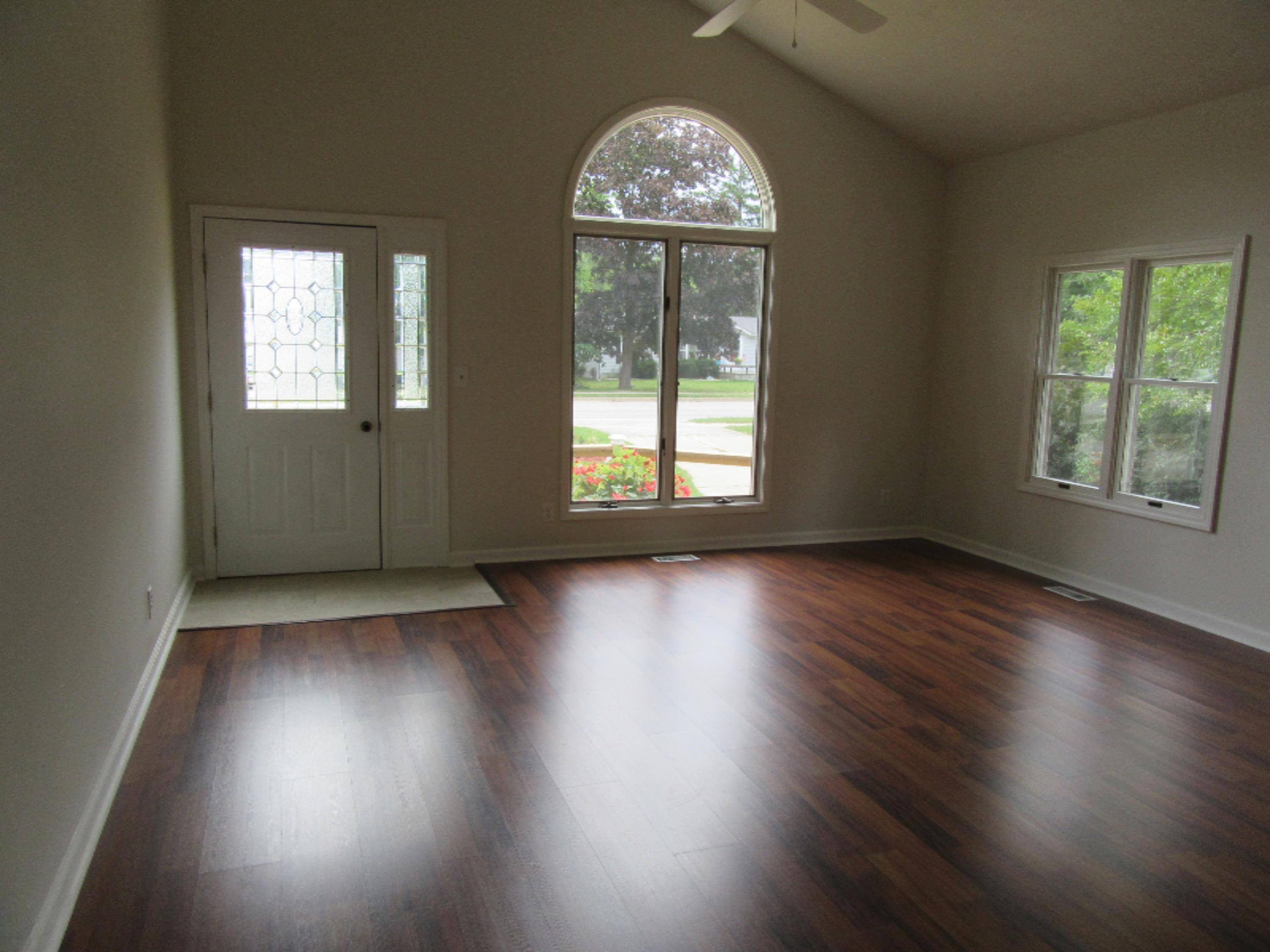 9752 Baldwin Road Bridgman, MI 49106 - Photo 6 of 17 IMG_0095
