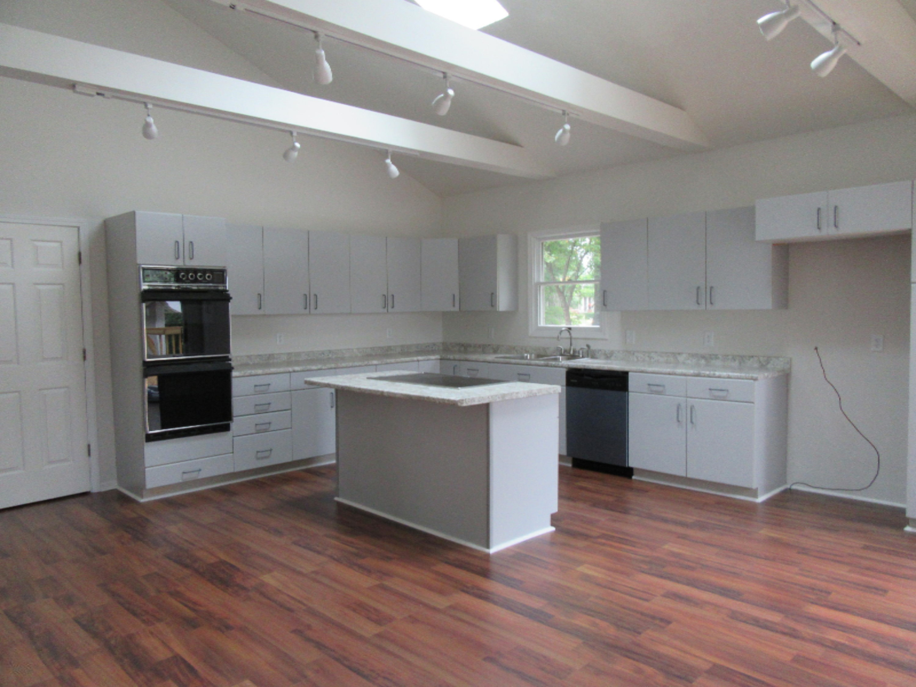 9752 Baldwin Road Bridgman, MI 49106 - Photo 8 of 17 IMG_0100