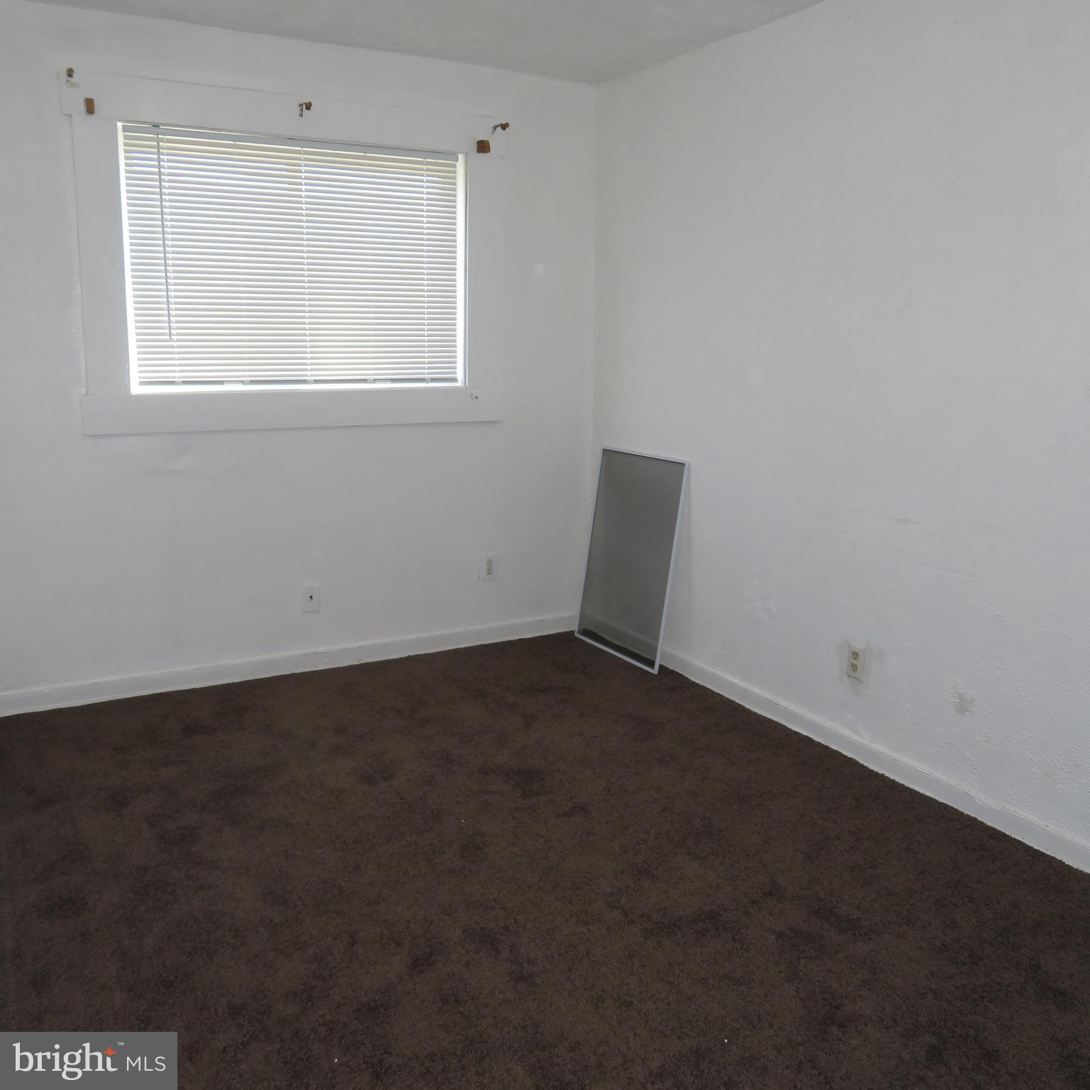 1033 Burnside Road Sharon Hill, PA 19079 - Photo 10 of 20 BEDROOM