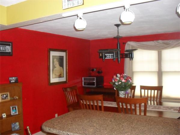 202 Shawmut Street Springfield, MA 01108 - Photo 8 of 30 a view of a livingroom with furniture