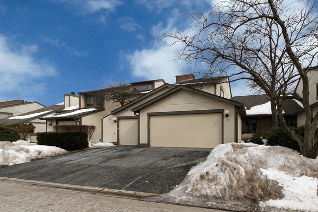 103 Yarrow Court Rolling Meadows, IL 60008 - Photo 1 of 18