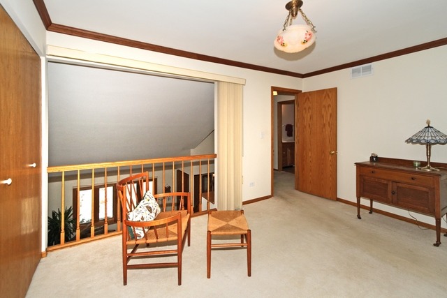 103 Yarrow Court Rolling Meadows, IL 60008 - Photo 14 of 18