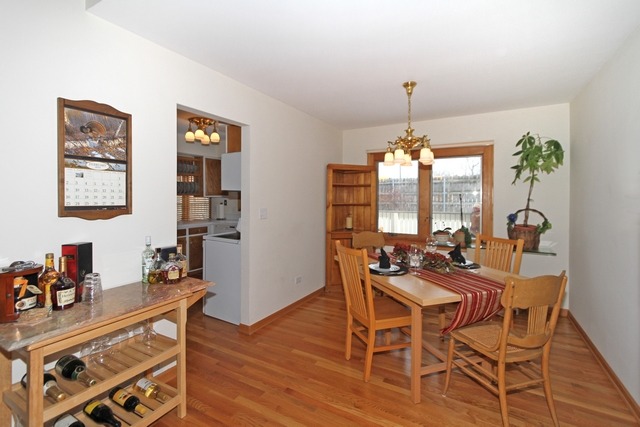 103 Yarrow Court Rolling Meadows, IL 60008 - Photo 4 of 18