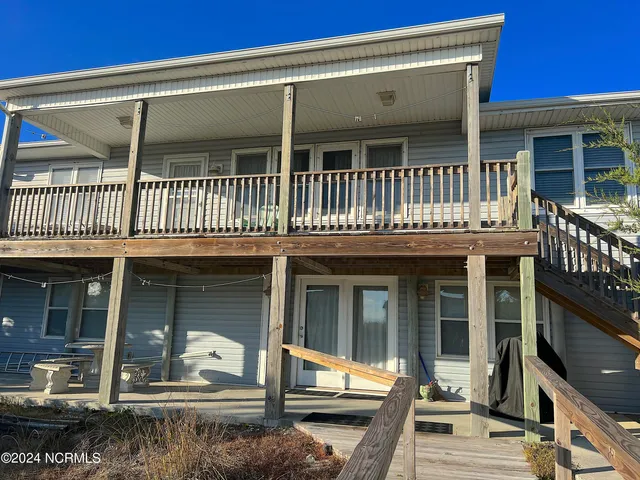 $2,500 | 5204 Ocean Drive, Emerald Isle, NC 28594