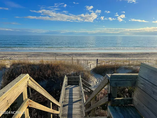 $2,500 | 5204 Ocean Drive, Emerald Isle, NC 28594
