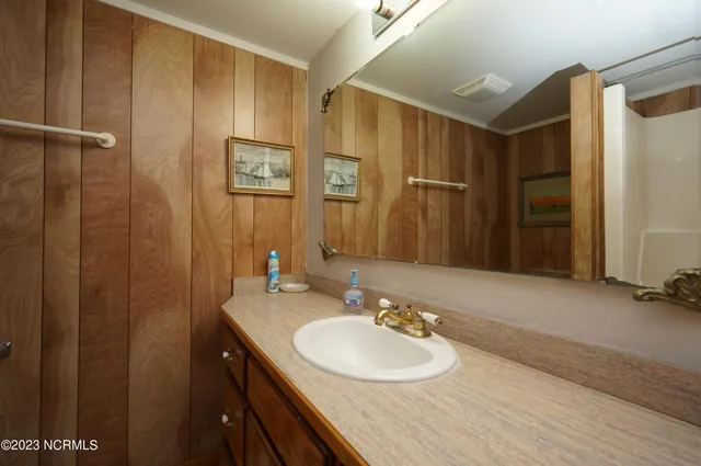 $2,500 | 5204 Ocean Drive, Emerald Isle, NC 28594