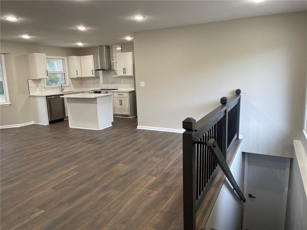 240 Southeast 131st Road Warrensburg, MO 64093 - Photo 3 of 24