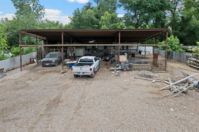 $172,000 | 382 Airway Street, Houston, TX 77037