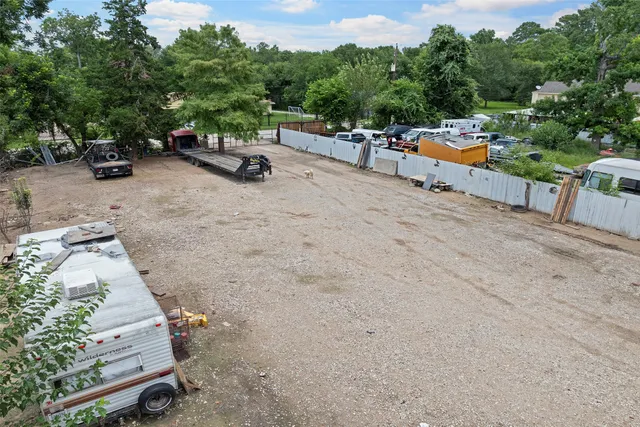 $172,000 | 382 Airway Street, Houston, TX 77037