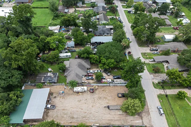 $172,000 | 382 Airway Street, Houston, TX 77037