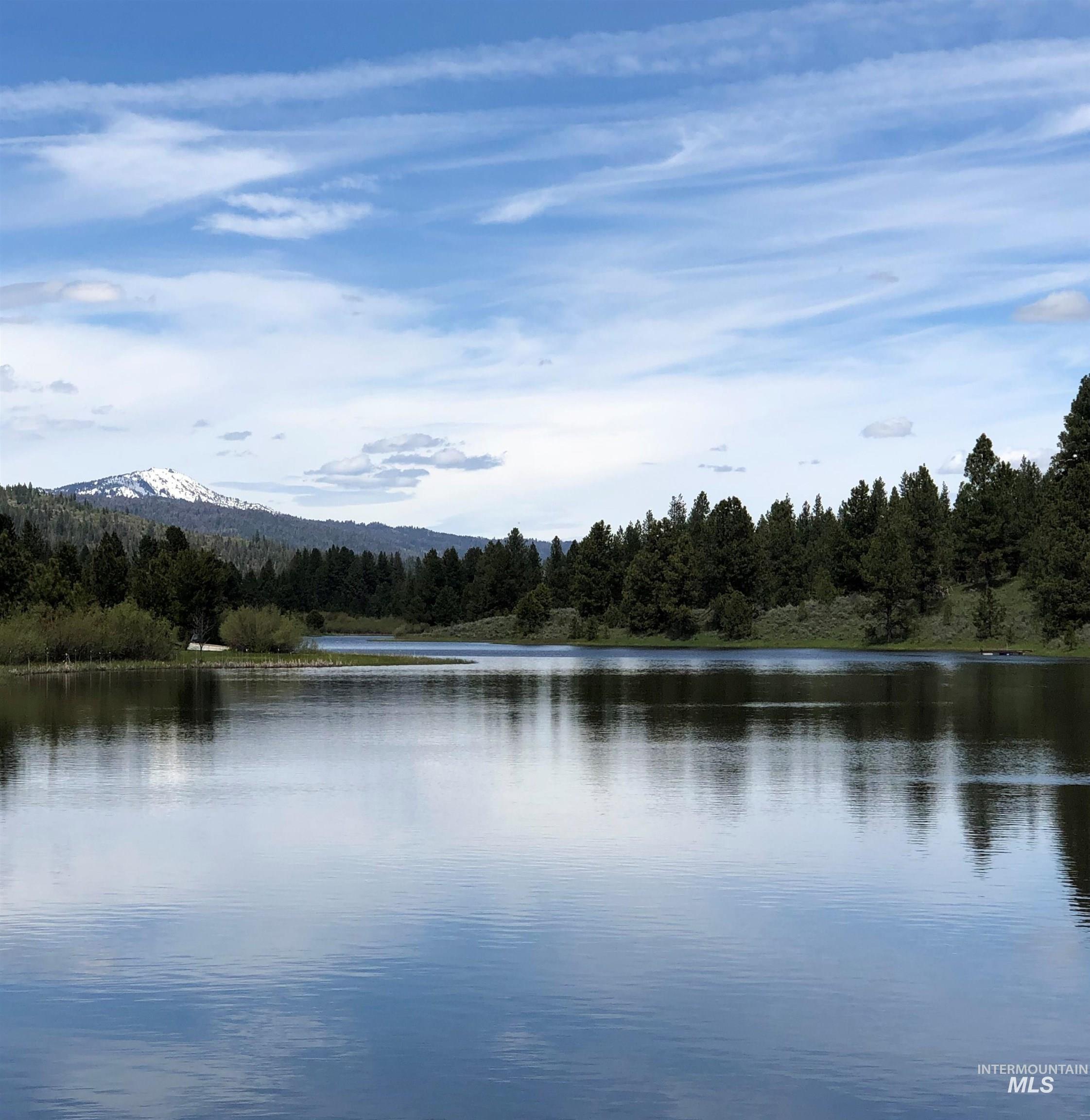 678 High Valley Road Cascade, ID 83611 - Photo 3 of 16