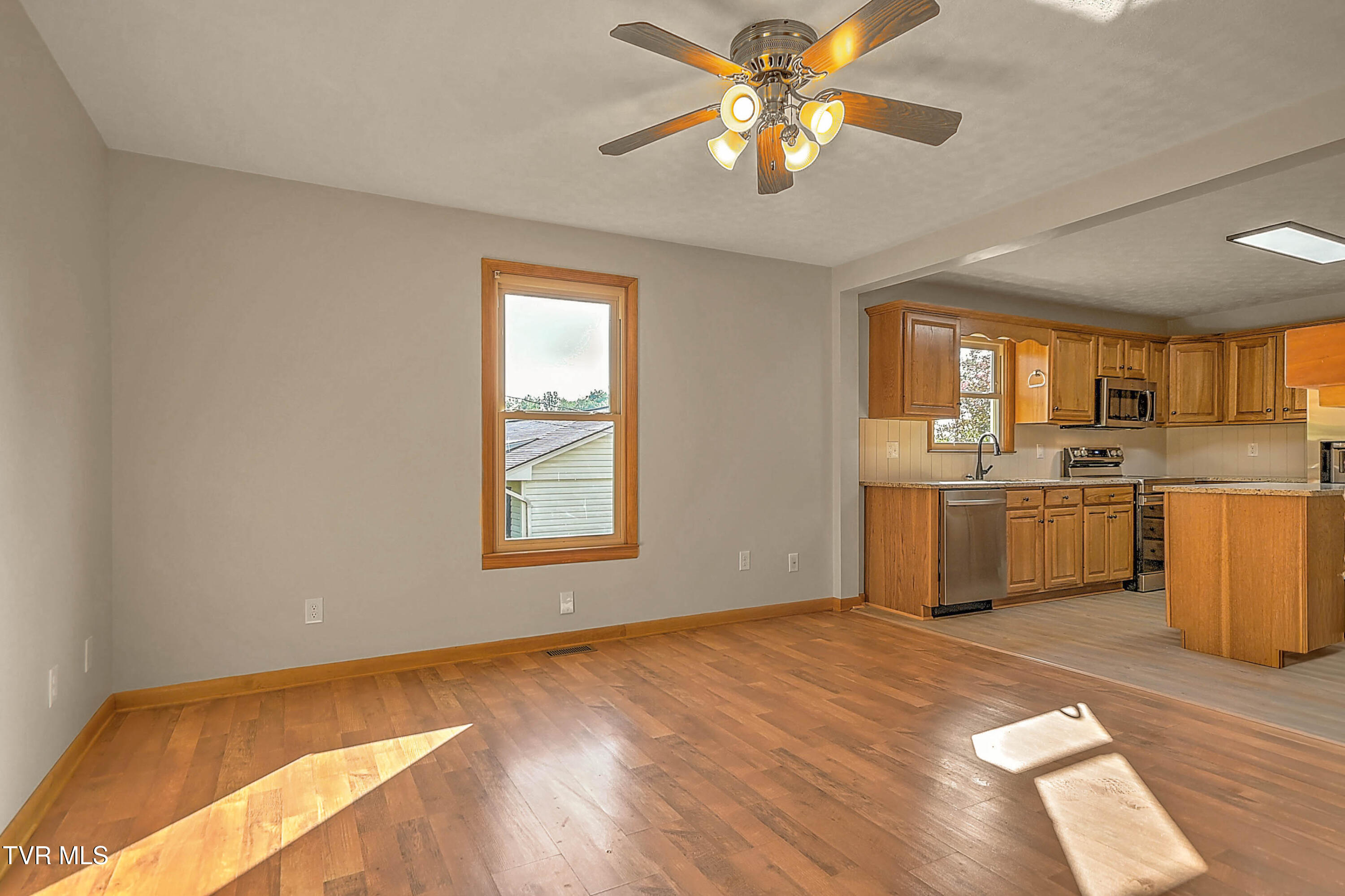 4609 Old Stage Road Kingsport, TN 37664 - Photo 25 of 54 4609 Old Stage SB-12