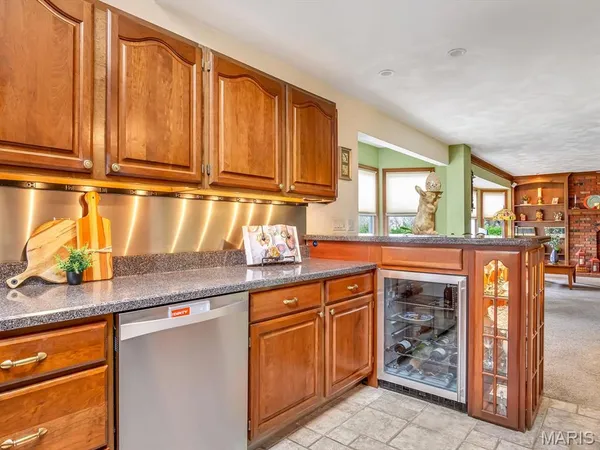$415,000 | 450 Paul Drive, Waterloo, IL 62298