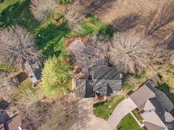 $415,000 | 450 Paul Drive, Waterloo, IL 62298