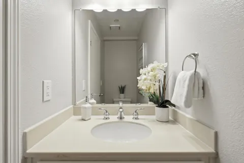 $1,089,000 | 962 Belmont Terrace, Unit 9, Sunnyvale, CA 94086