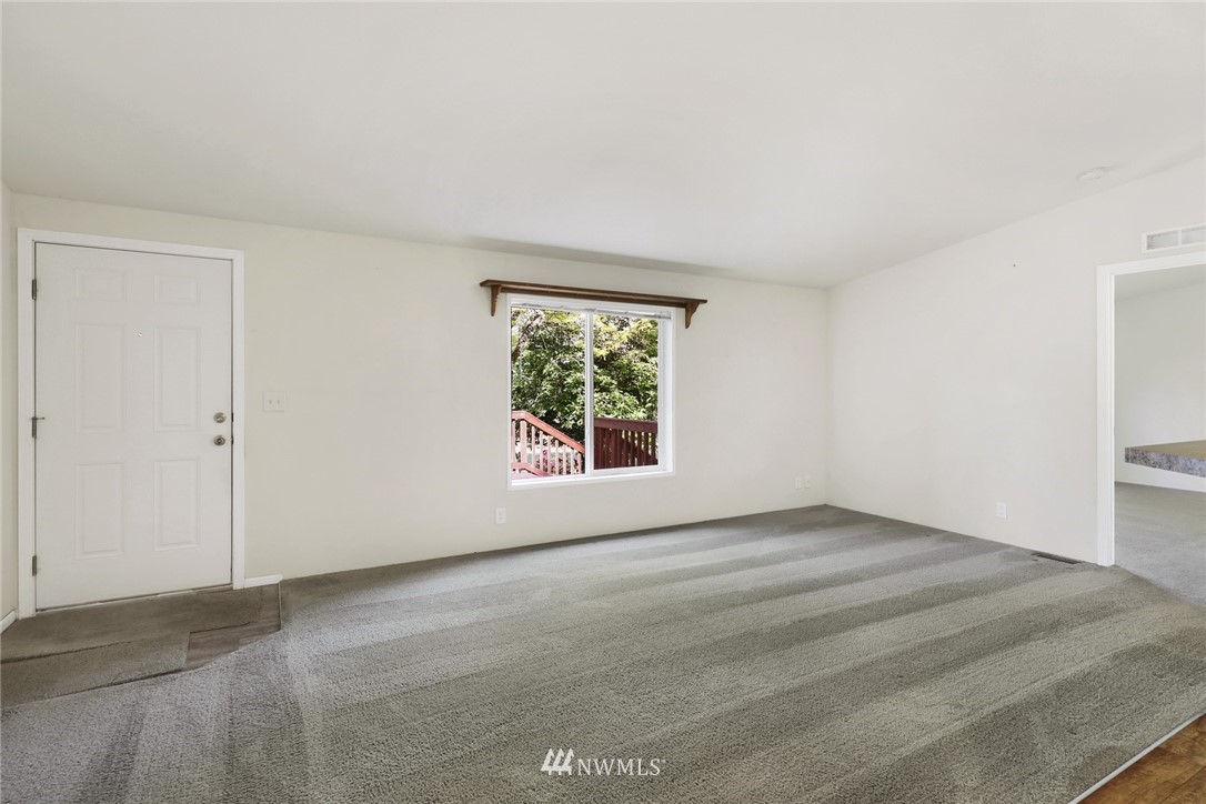 6752 Goodwin Road Everson, WA 98247 - Photo 14 of 28 a view of an empty room with a window
