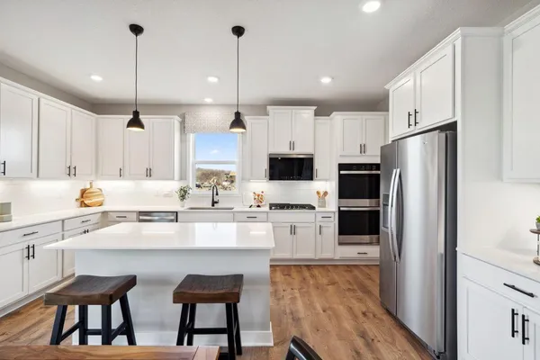 $689,990 | 3785 Brookside Drive, Chaska, MN 55318