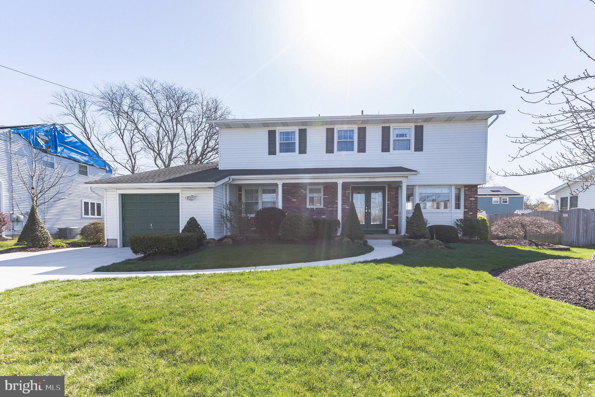 321 Surrey Road Cherry Hill, NJ 08002 - Photo 3 of 33