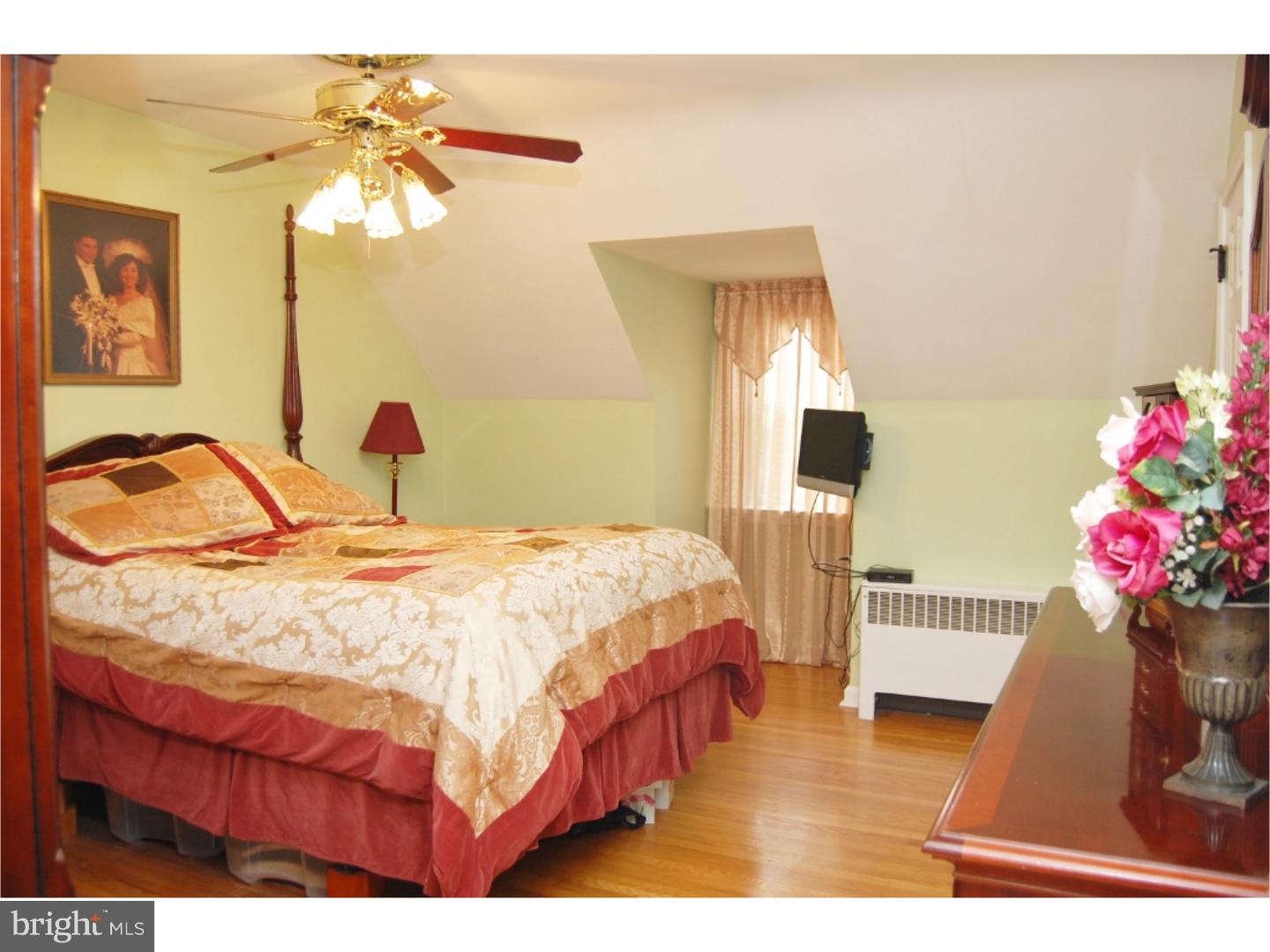 12027 Elmore Road Philadelphia, PA 19154 - Photo 14 of 25 Bedroom - Main