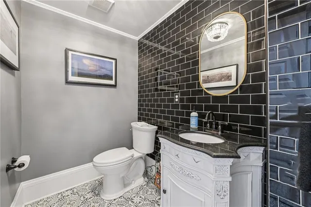 $789,900 | 207 East Hightower Trail, Social Circle, GA 30025