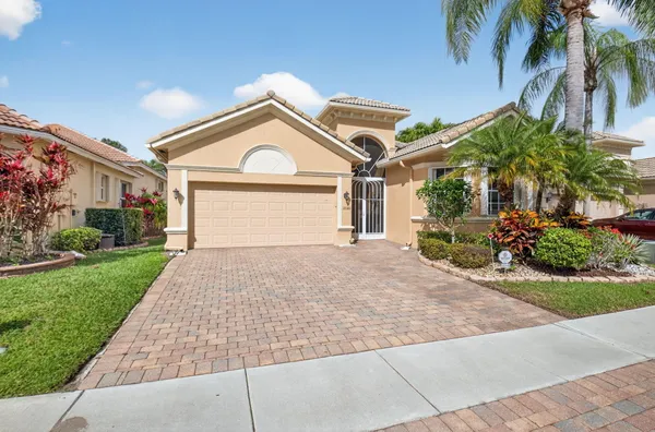 $525,000 | 10145 Armani Drive, Boynton Beach, FL 33437