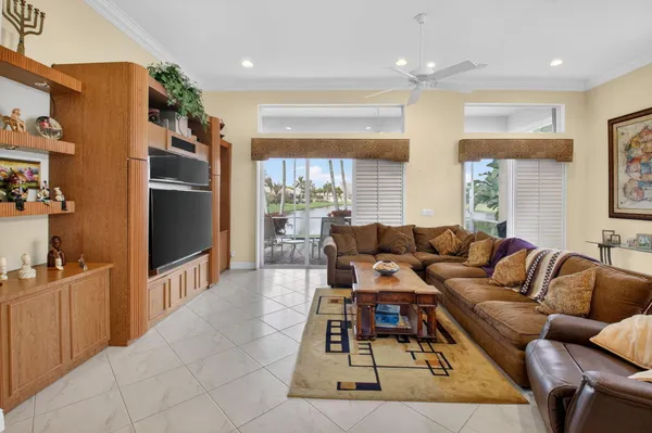 $525,000 | 10145 Armani Drive, Boynton Beach, FL 33437