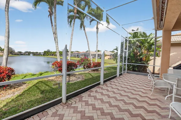 $525,000 | 10145 Armani Drive, Boynton Beach, FL 33437