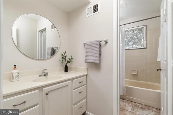 $875,000 | 105 Copper Court, Sterling, VA 20165