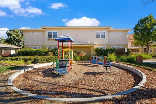 $299,900 | 31356 Taylor Lane, Temecula, CA 92592