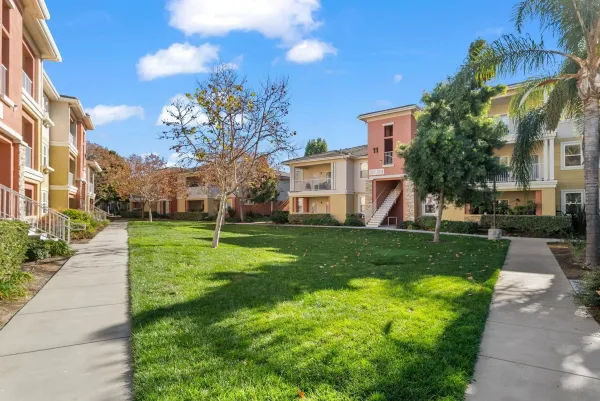 $299,900 | 31356 Taylor Lane, Temecula, CA 92592