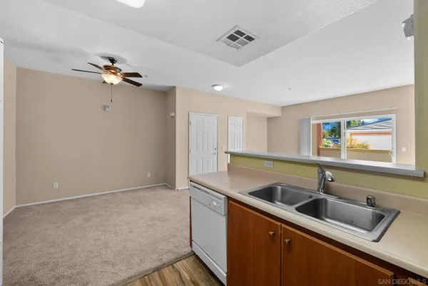 $299,900 | 31356 Taylor Lane, Temecula, CA 92592