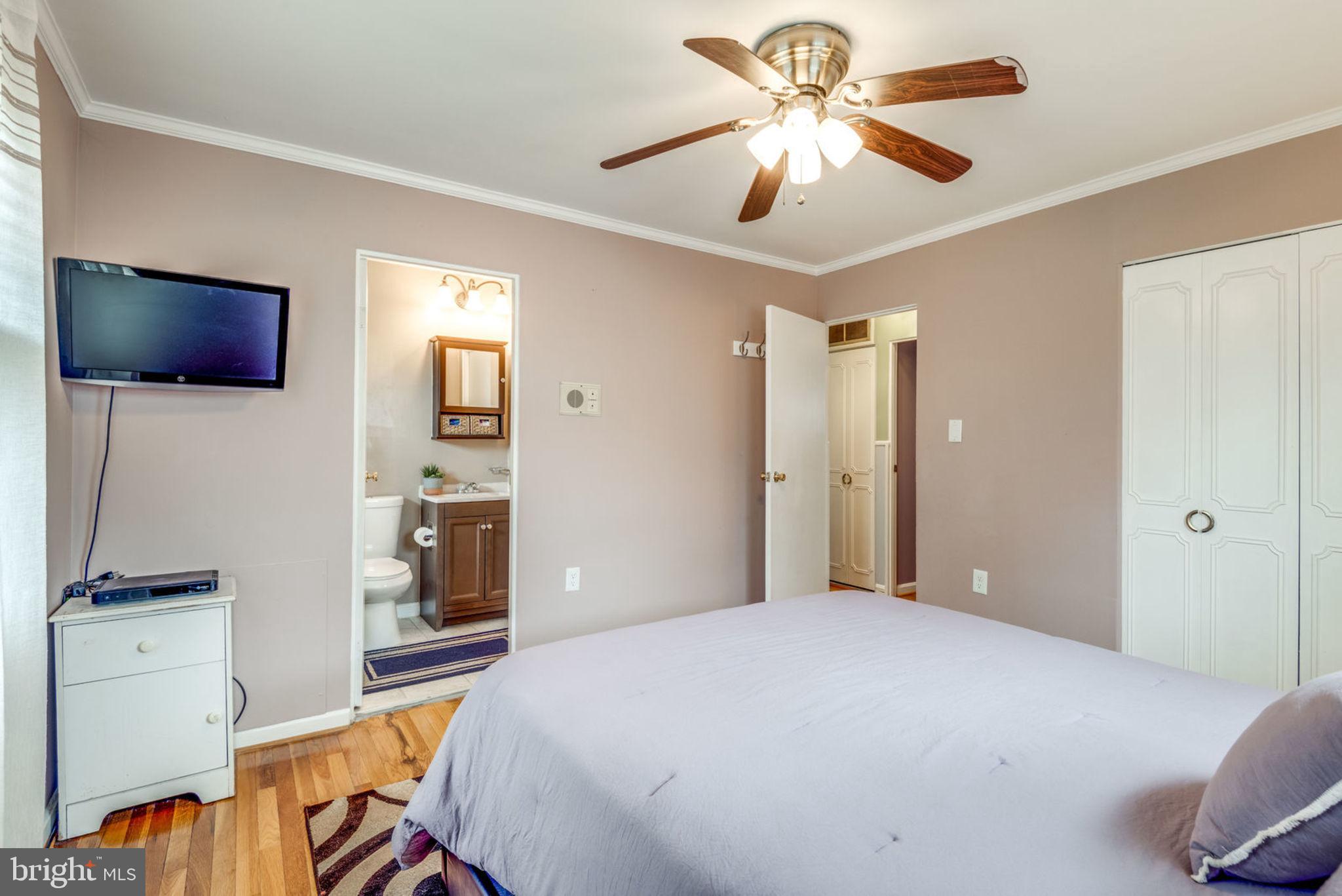 316 Williamsburg Road Sterling, VA 20164 - Photo 15 of 39 Master Bedroom