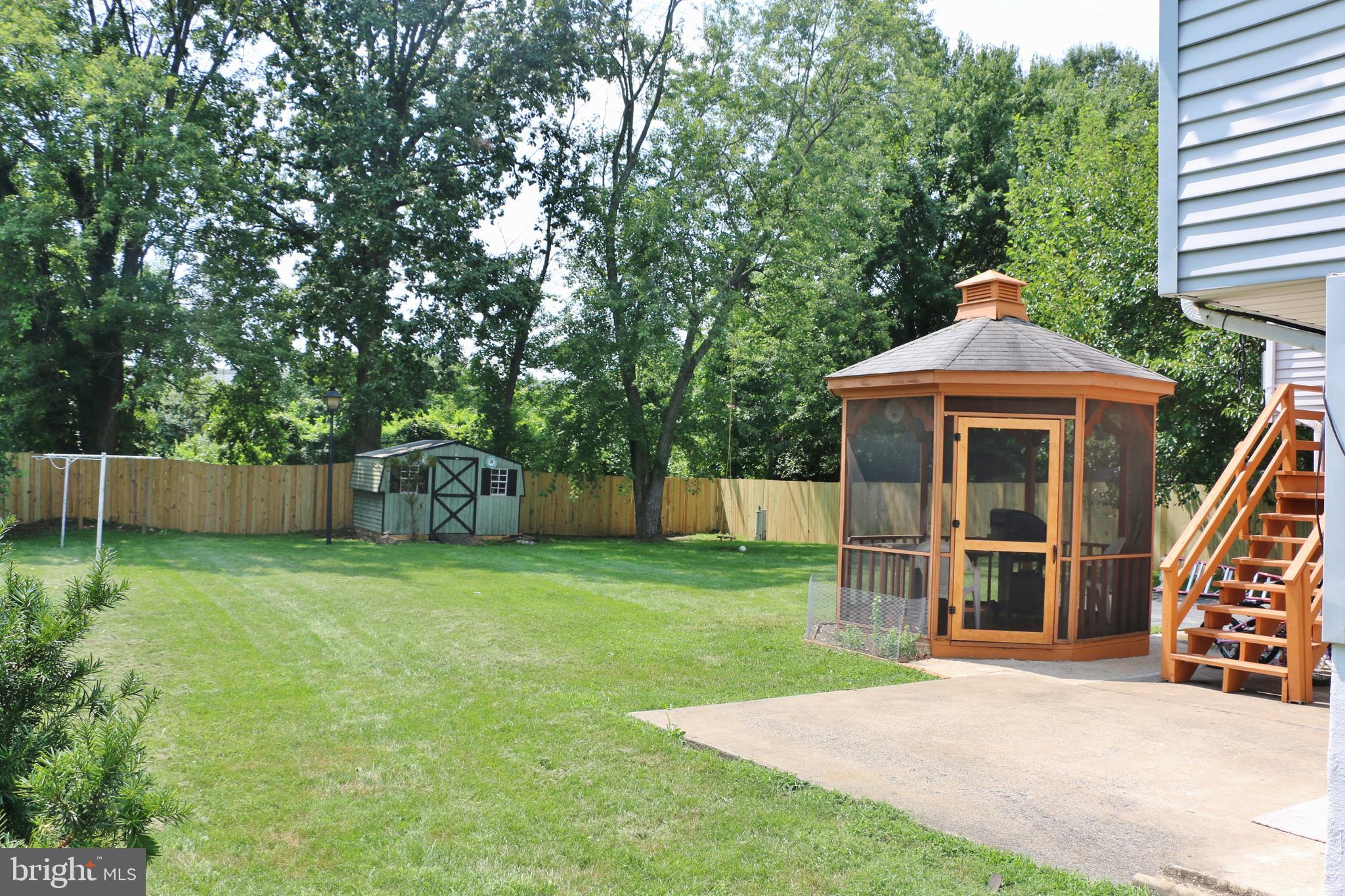 316 Williamsburg Road Sterling, VA 20164 - Photo 36 of 39 Back Yard