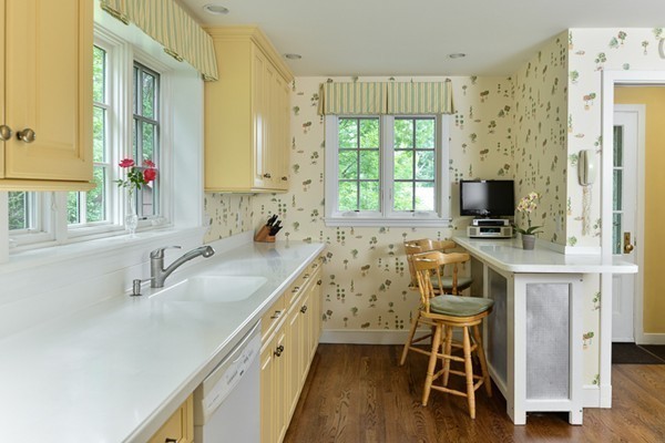 23 Bemis Road Dedham, MA 02026 - Photo 7 of 18 Gallery Image 7