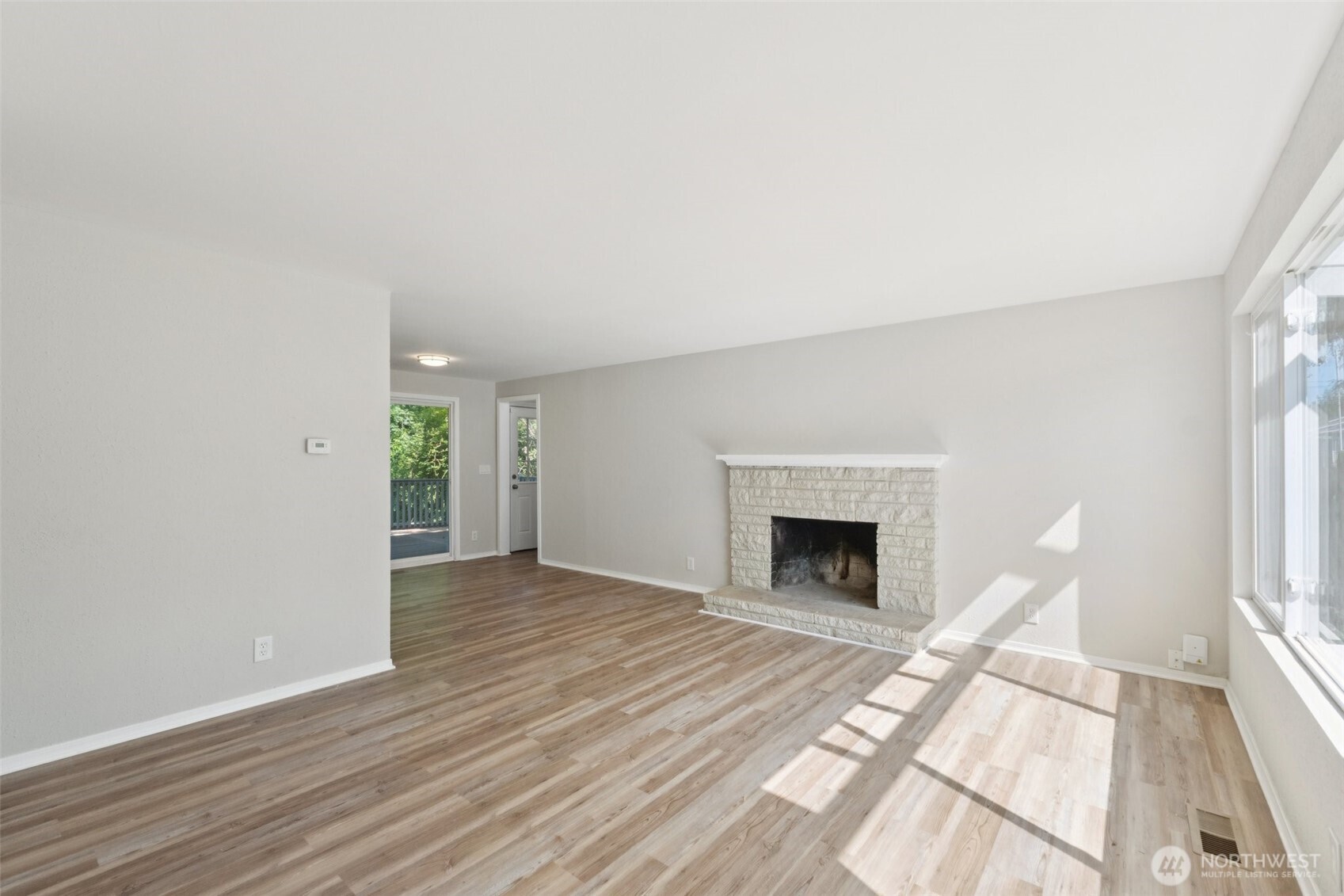 24104 105th Place West Edmonds, WA 98020 - Photo 6 of 35