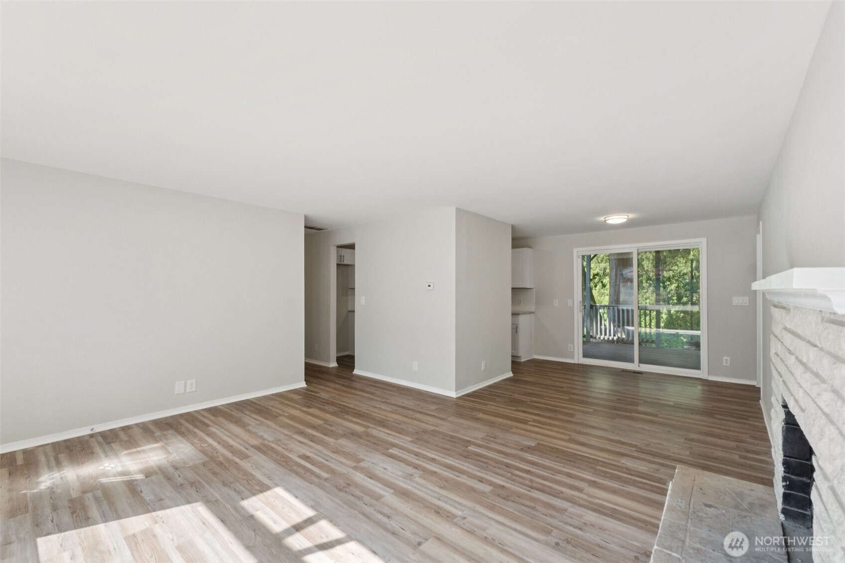 24104 105th Place West Edmonds, WA 98020 - Photo 7 of 35