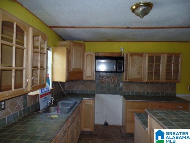 1069 32nd Street North Birmingham, AL 35218 - Photo 5 of 13