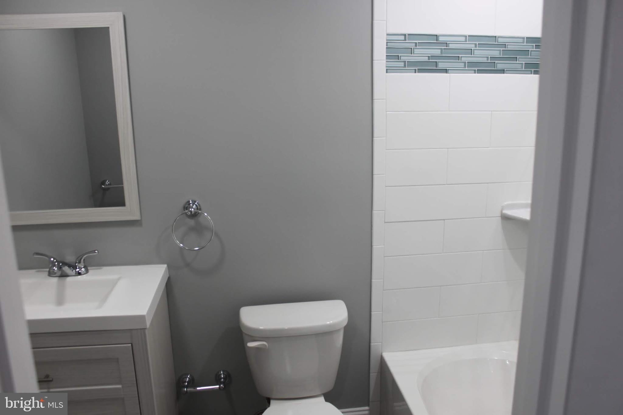 3819 Woodridge Road Baltimore, MD 21229 - Photo 13 of 29 Gallery Image 13