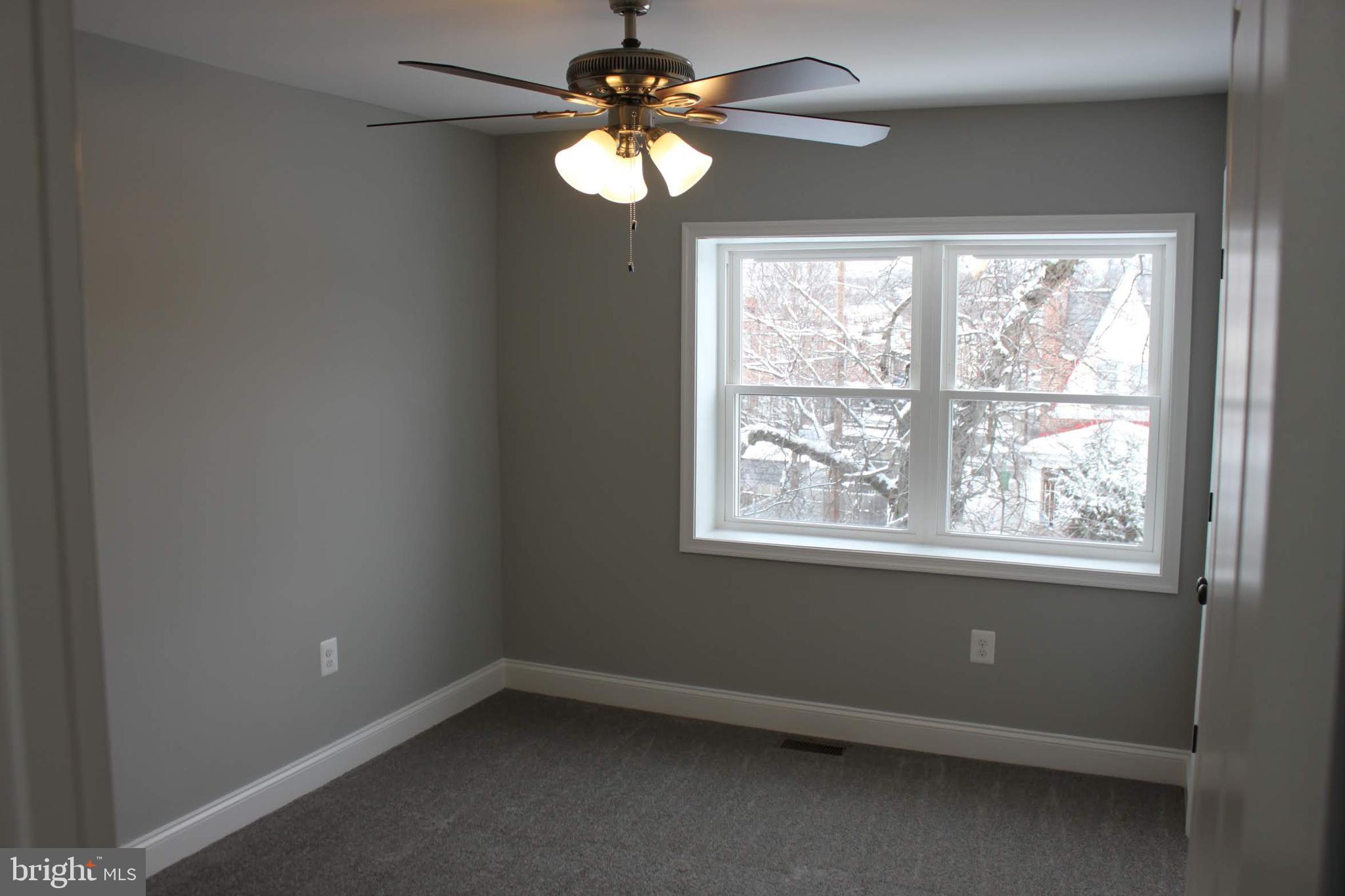 3819 Woodridge Road Baltimore, MD 21229 - Photo 16 of 29 Gallery Image 16