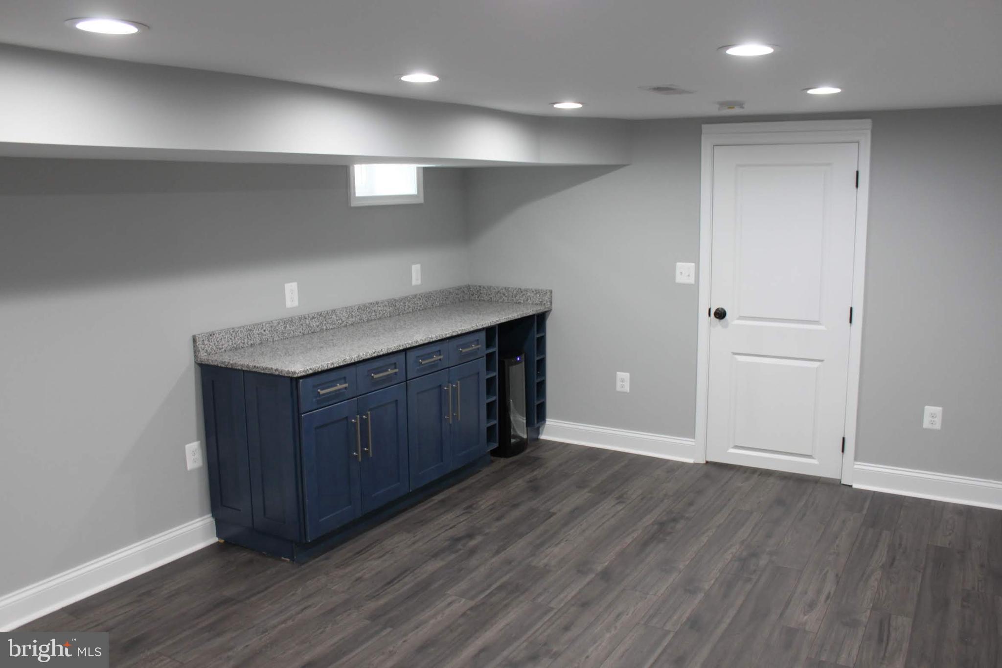 3819 Woodridge Road Baltimore, MD 21229 - Photo 22 of 29 Gallery Image 22