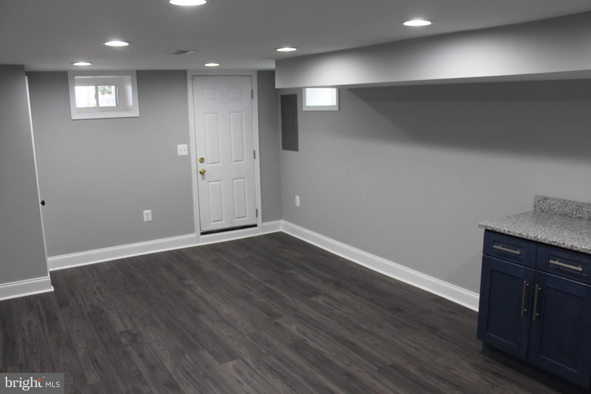 3819 Woodridge Road Baltimore, MD 21229 - Photo 25 of 29 Gallery Image 25