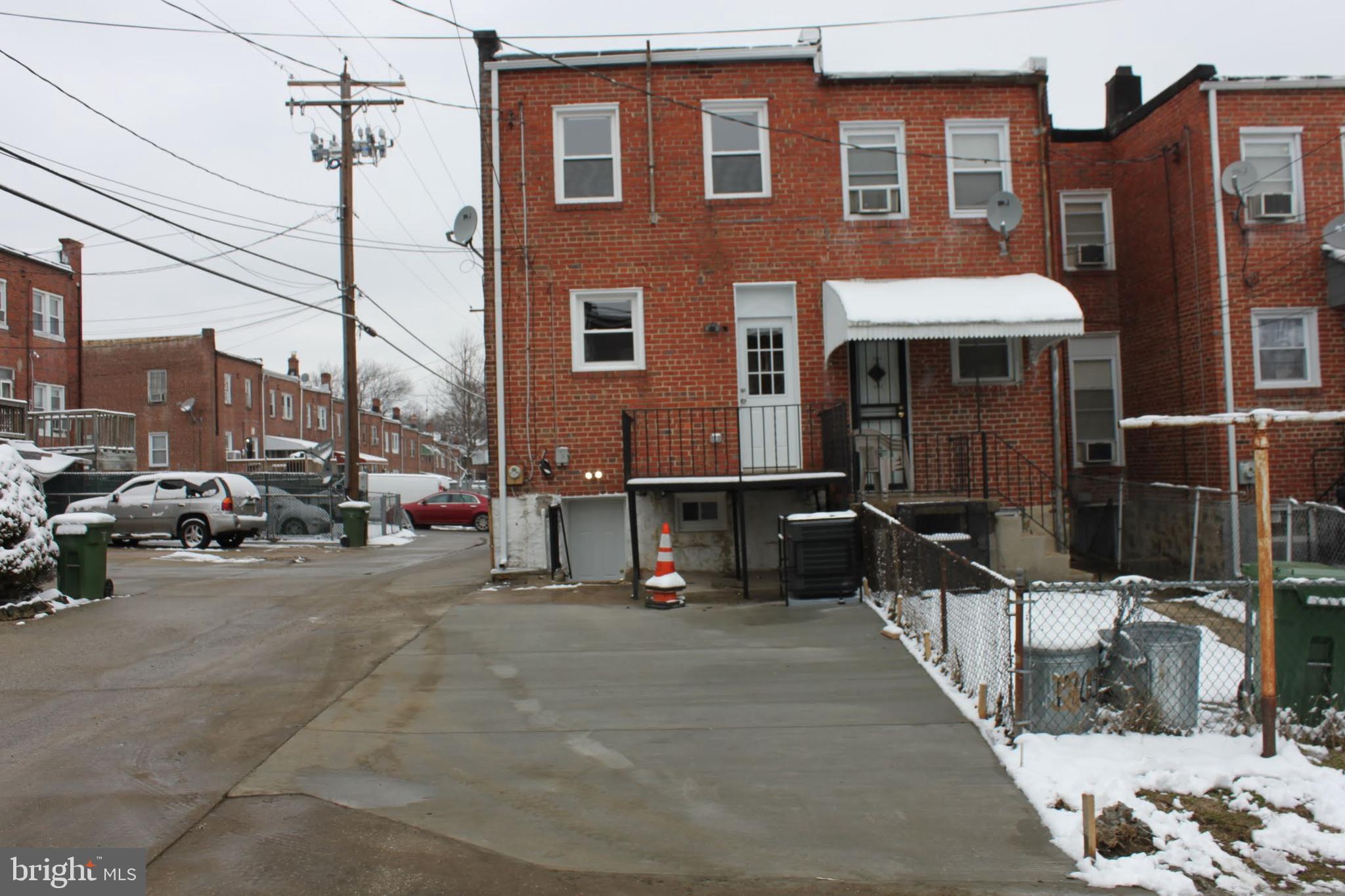 3819 Woodridge Road Baltimore, MD 21229 - Photo 28 of 29 Gallery Image 28