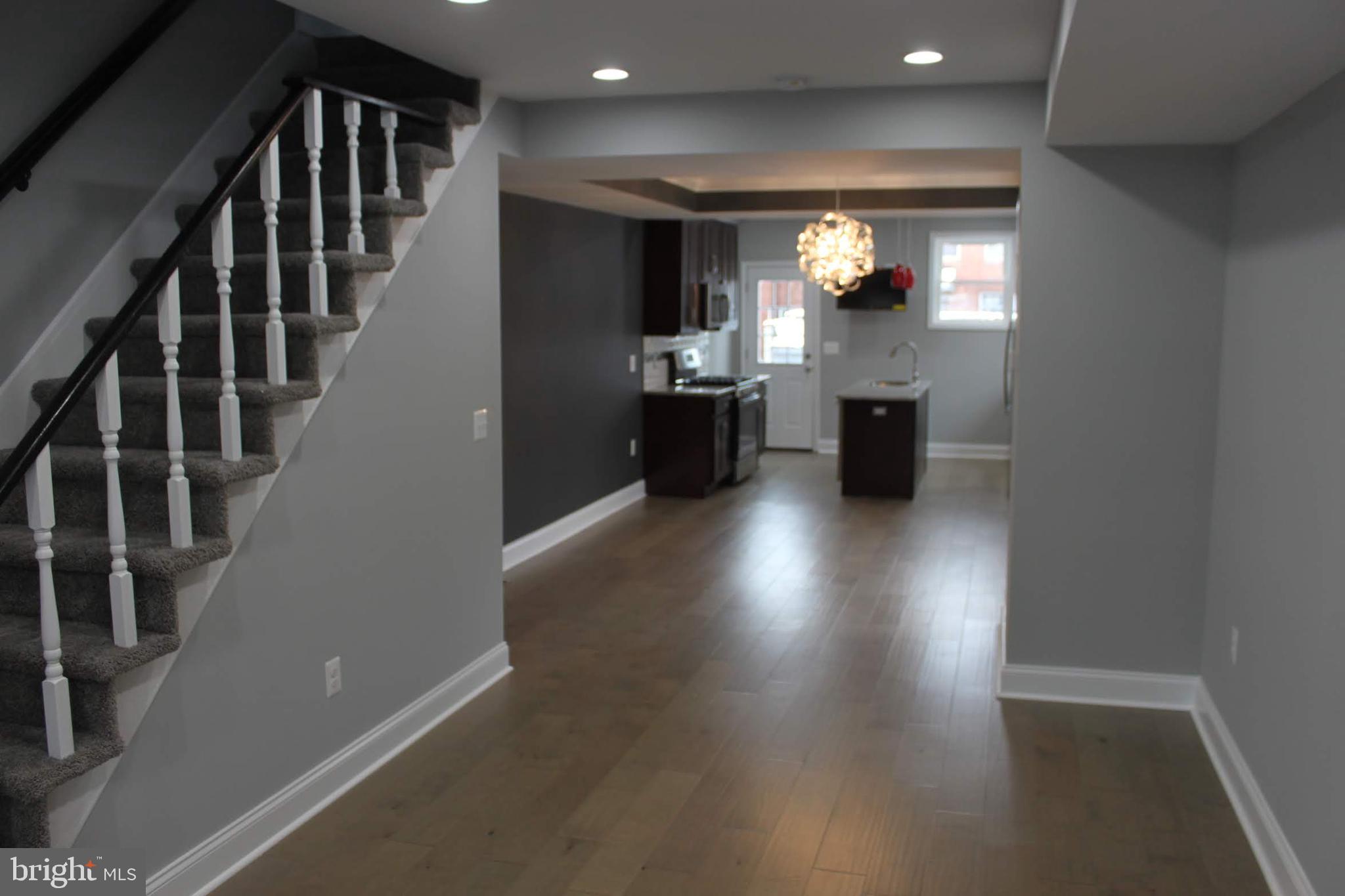 3819 Woodridge Road Baltimore, MD 21229 - Photo 10 of 29 Gallery Image 10