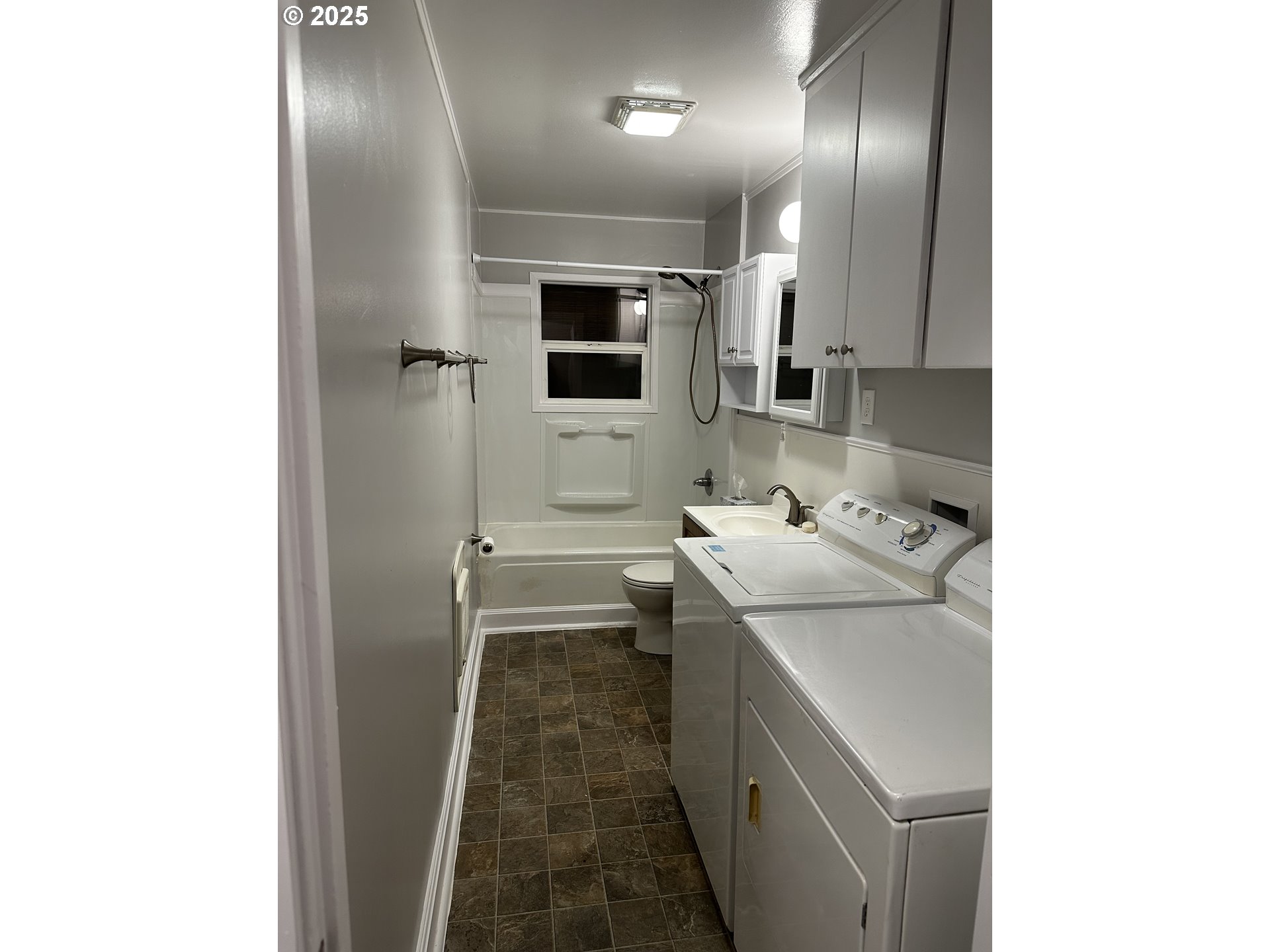 302 South 19th Avenue Cornelius, OR 97113 - Photo 4 of 17