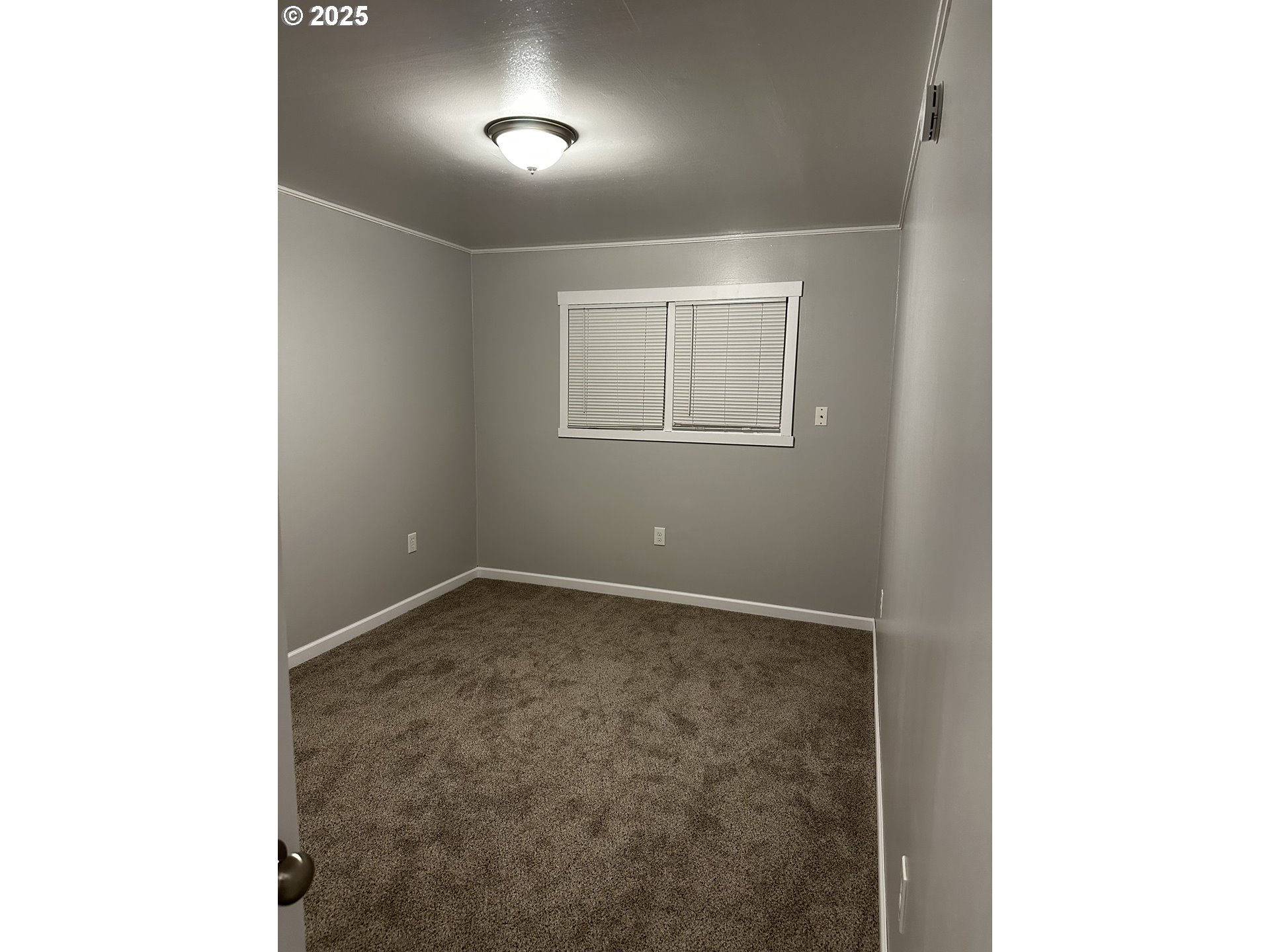 302 South 19th Avenue Cornelius, OR 97113 - Photo 7 of 17