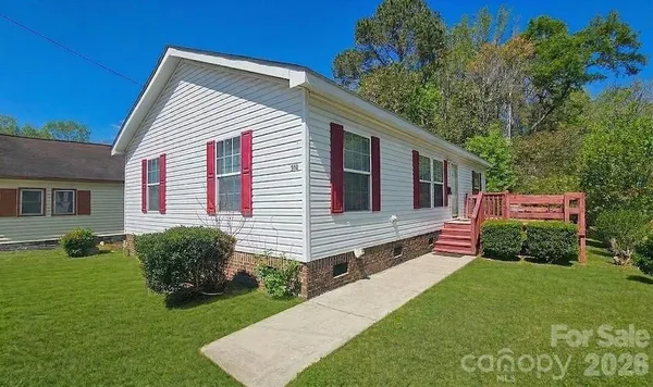 $69,500 | 510 Phillips Street, Fairmont, NC 28340