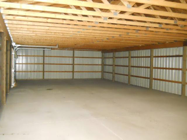 4251 Heiss Road Monroe, MI 48162 - Photo 2 of 10 20104234-2.JPG